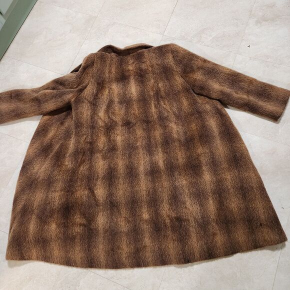 VTG Christian Dior Womens Size 8 USA Made Long Fur Coat Jacket Mink? W Pockets - Picture 16 of 16